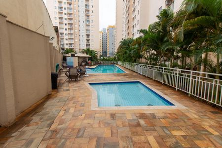 Apartamento para alugar com 52m², 2 quartos e 1 vaga Apartamento para alugar com 52m², 2 quartos e 1 vagaÁREA COMUM - PISCINA