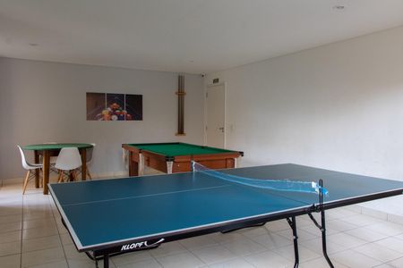 Apartamento para alugar com 52m², 2 quartos e 1 vaga Apartamento para alugar com 52m², 2 quartos e 1 vagaÁREA COMUM - SALA DE JOGOS