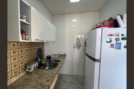 Cozinha de apartamento à venda com 3 quartos, 75m² em São Luiz, Belo Horizonte