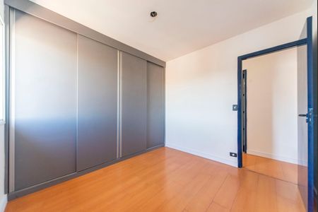 Quarto 2 de apartamento para alugar com 2 quartos, 58m² em Silveira, Santo André