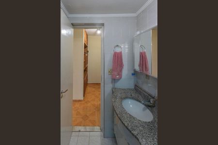 Apartamento à venda com 77m², 3 quartos e 1 vaga Apartamento à venda com 77m², 3 quartos e 1 vagaBanheiro