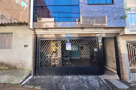 Casa para alugar com 1 quarto, 30m² em Tamanduateí 8, Santo André