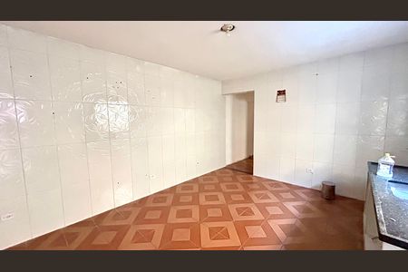 Cozinha de casa para alugar com 2 quartos, 50m² em Jardim Santa Emilia, Guarulhos