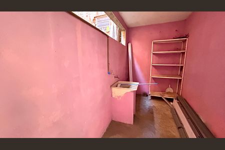 Área de Serviço de casa para alugar com 2 quartos, 50m² em Jardim Santa Emilia, Guarulhos