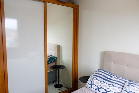 Quarto 1 de apartamento para alugar com 2 quartos, 52m² em Cidade das Flores, Osasco