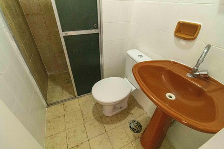 Banheiro de kitnet/studio à venda com 0 quarto, 44m² em Liberdade, São Paulo