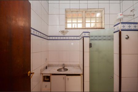 Banheiro de casa para alugar com 3 quartos, 282m² em Chácara Inglesa, São Paulo