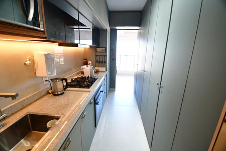 Apartamento à venda com 80m², 2 quartos e 2 vagasCozinha