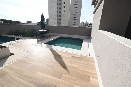 Apartamento à venda com 80m², 2 quartos e 2 vagasÁrea comum - Piscina