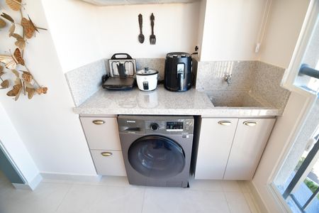 Apartamento à venda com 80m², 2 quartos e 2 vagasÁrea de Serviço