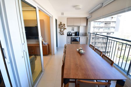 Apartamento à venda com 80m², 2 quartos e 2 vagasVaranda da Sala