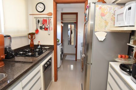 Cozinha de apartamento à venda com 2 quartos, 85m² em Parque do Colégio, Jundiaí