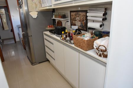 Apartamento à venda com 85m², 2 quartos e 1 vaga Apartamento à venda com 85m², 2 quartos e 1 vagaCozinha
