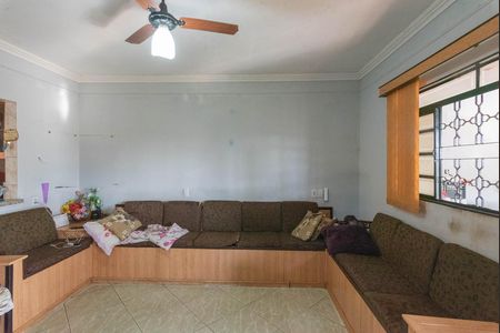 Sala de casa à venda com 2 quartos, 144m² em Núcleo Residencial Nossa Senhora Aparecida, Campinas