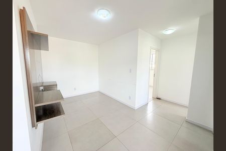 Apartamento para alugar com 81m², 2 quartos e 1 vaga
