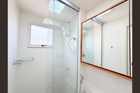 Apartamento para alugar com 81m², 2 quartos e 1 vaga