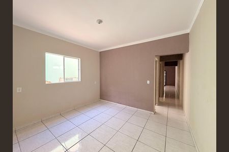 Casa para alugar com 102m², 2 quartos e sem vagaSala