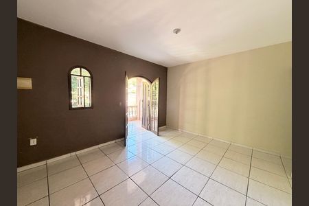 Casa para alugar com 102m², 2 quartos e sem vagaQuarto 1