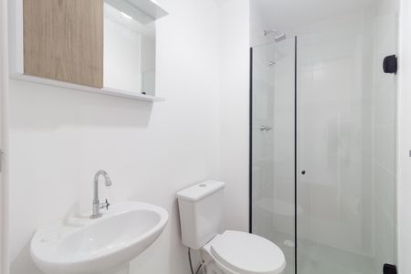 Banheiro de apartamento para alugar com 2 quartos, 38m² em Vila Campanela, São Paulo