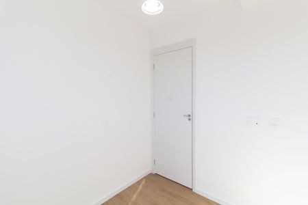 Quarto 2 de apartamento para alugar com 2 quartos, 38m² em Vila Campanela, São Paulo