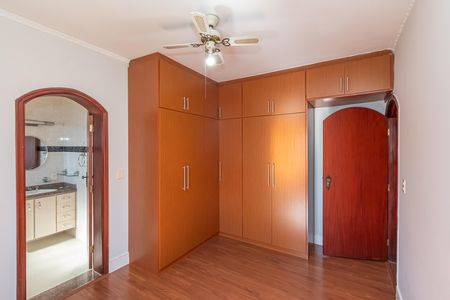 Casa para alugar com 400m², 3 quartos e 2 vagas Casa para alugar com 400m², 3 quartos e 2 vagasSuite 1