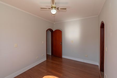 Casa para alugar com 400m², 3 quartos e 2 vagas Casa para alugar com 400m², 3 quartos e 2 vagasSuite 3
