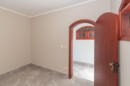 Casa para alugar com 400m², 3 quartos e 2 vagas Casa para alugar com 400m², 3 quartos e 2 vagasQuarto Serviço