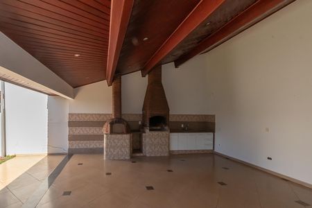 Casa para alugar com 400m², 3 quartos e 2 vagas Casa para alugar com 400m², 3 quartos e 2 vagasChurrasqueira