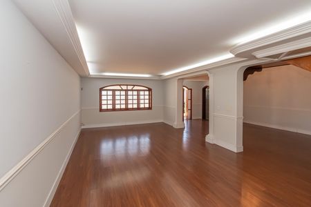 Sala de TV de casa para alugar com 3 quartos, 400m² em Parque Hongaro, Sumaré
