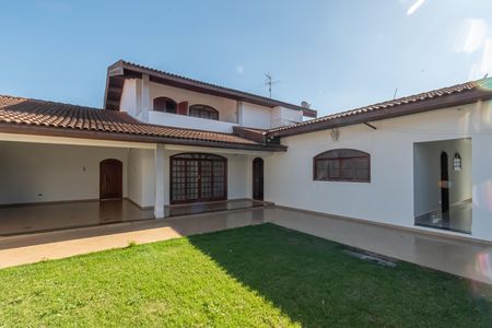 Casa para alugar com 400m², 3 quartos e 2 vagas Casa para alugar com 400m², 3 quartos e 2 vagasQuintal