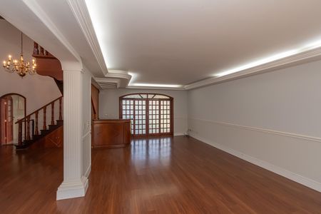 Sala de TV de casa para alugar com 3 quartos, 400m² em Parque Hongaro, Sumaré