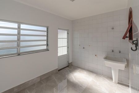 Casa para alugar com 400m², 3 quartos e 2 vagas Casa para alugar com 400m², 3 quartos e 2 vagasÁrea de Serviço