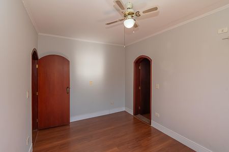 Casa para alugar com 400m², 3 quartos e 2 vagas Casa para alugar com 400m², 3 quartos e 2 vagasSuite 3