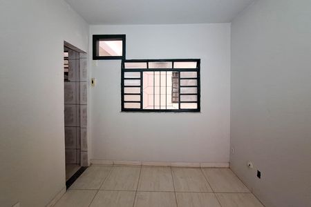 Apartamento para alugar com 75m², 2 quartos e sem vagaQuarto 1