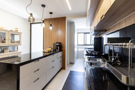 Apartamento à venda com 157m², 4 quartos e 2 vagas Apartamento à venda com 157m², 4 quartos e 2 vagasCozinha