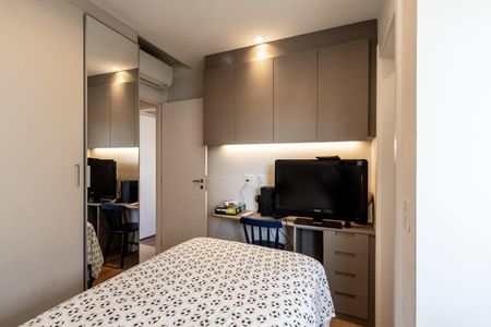 Apartamento à venda com 157m², 4 quartos e 2 vagas Apartamento à venda com 157m², 4 quartos e 2 vagasQuarto