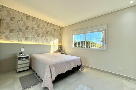 Suite 1 de casa à venda com 2 quartos, 250m² em Vila Fachini, São Paulo
