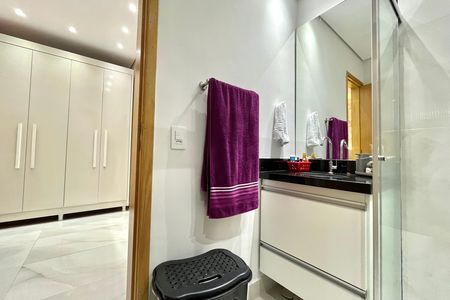 Banheiro da Suíte 2 de casa à venda com 2 quartos, 250m² em Vila Fachini, São Paulo