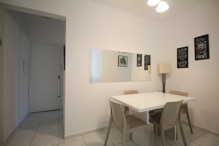 Sala  de apartamento para alugar com 2 quartos, 54m² em Vila Andrade, São Paulo