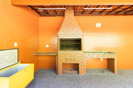 Apartamento para alugar com 55m², 2 quartos e 1 vaga Apartamento para alugar com 55m², 2 quartos e 1 vagaÁrea comum - Churrasqueira