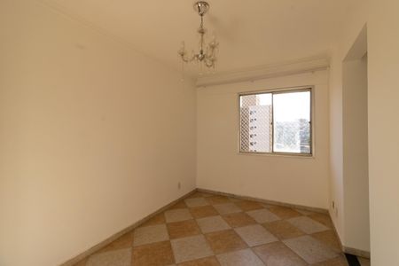 Apartamento para alugar com 55m², 2 quartos e 1 vaga Apartamento para alugar com 55m², 2 quartos e 1 vagaSala