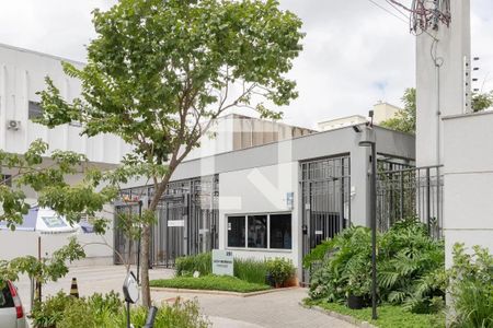 Fachada de apartamento para alugar com 2 quartos, 44m² em Santo Amaro, São Paulo