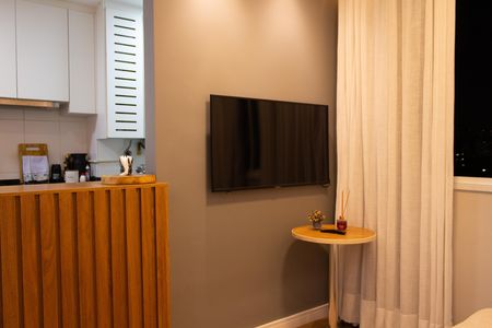 Sala de apartamento à venda com 2 quartos, 44m² em Santo Amaro, São Paulo