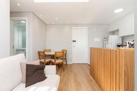 Sala de apartamento à venda com 2 quartos, 44m² em Santo Amaro, São Paulo
