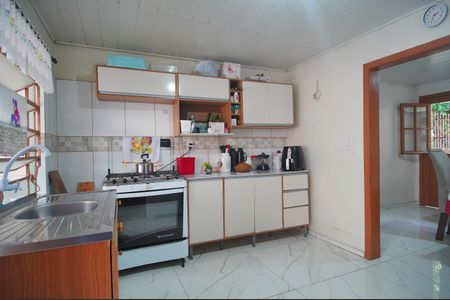 Cozinha 1 de casa à venda com 3 quartos, 180m² em Scharlau, São Leopoldo