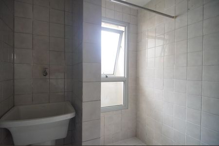 Banheiro de kitnet/studio à venda com 1 quarto, 28m² em Centro, São Leopoldo