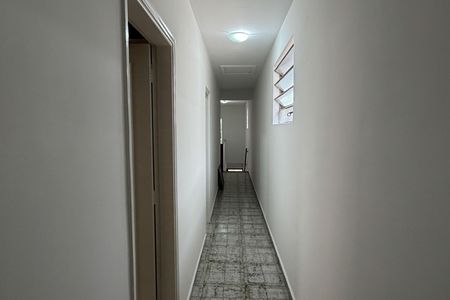 Casa para alugar com 130m², 3 quartos e 2 vagas Casa para alugar com 130m², 3 quartos e 2 vagasCorredor