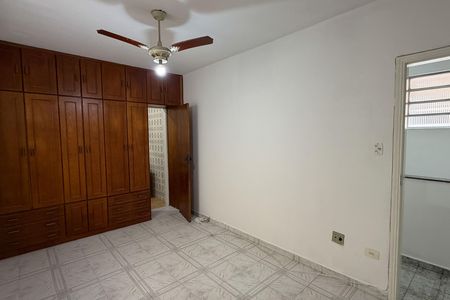 Casa para alugar com 130m², 3 quartos e 2 vagas Casa para alugar com 130m², 3 quartos e 2 vagasSuite