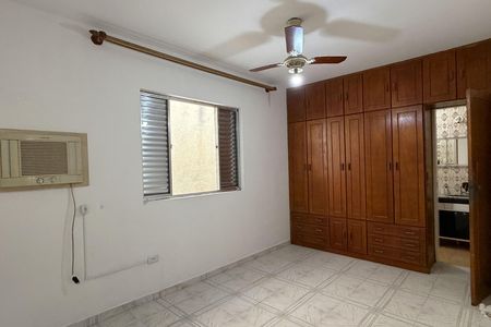 Casa para alugar com 130m², 3 quartos e 2 vagas Casa para alugar com 130m², 3 quartos e 2 vagasSuite