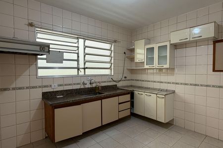 Casa para alugar com 130m², 3 quartos e 2 vagas Casa para alugar com 130m², 3 quartos e 2 vagasCozinha